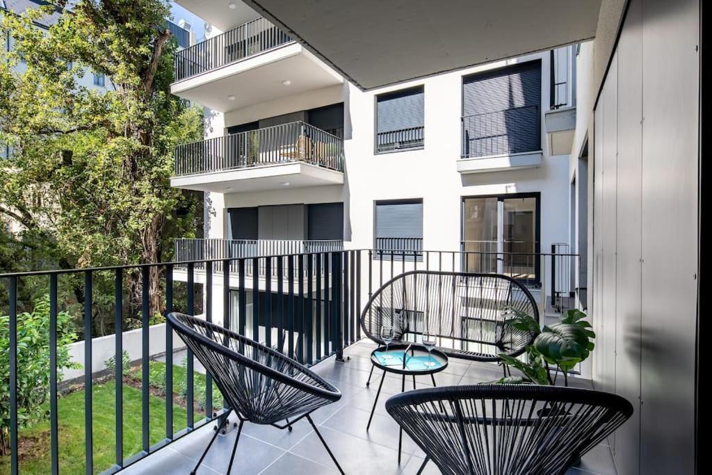 Marone 209 Budapest ~ Ac/Balcony/Indoor Parking Exterior photo